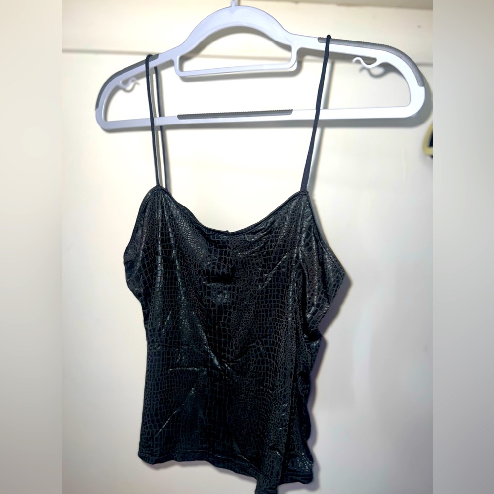 Snake colored black crop top